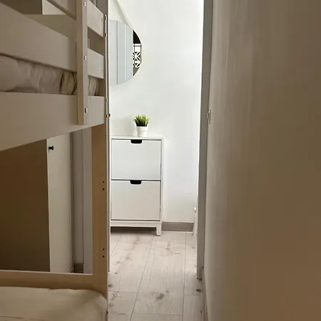 Sunny Flat With Pools & Terrace In Oasis Of Apartment Nerja