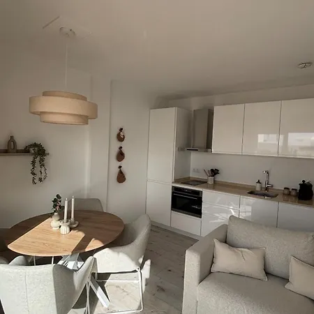Sunny Flat With Pools & Terrace In Oasis Of Apartment *