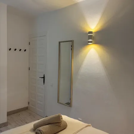 Sunny Flat With Pools & Terrace In Oasis Of Apartment Nerja