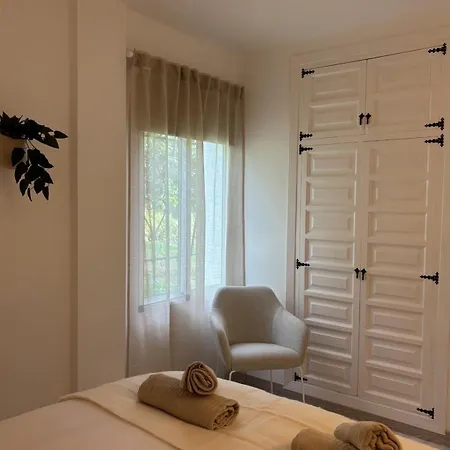 Sunny Flat With Pools & Terrace In Oasis Of Apartment Nerja